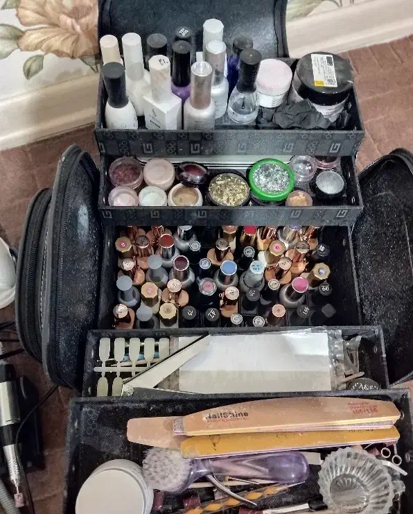 وسایل تمام کاشت پودر وپلی ژل با قیمت مناسب|آرایشی، بهداشتی، درمانی|اردبیل, |دیوار