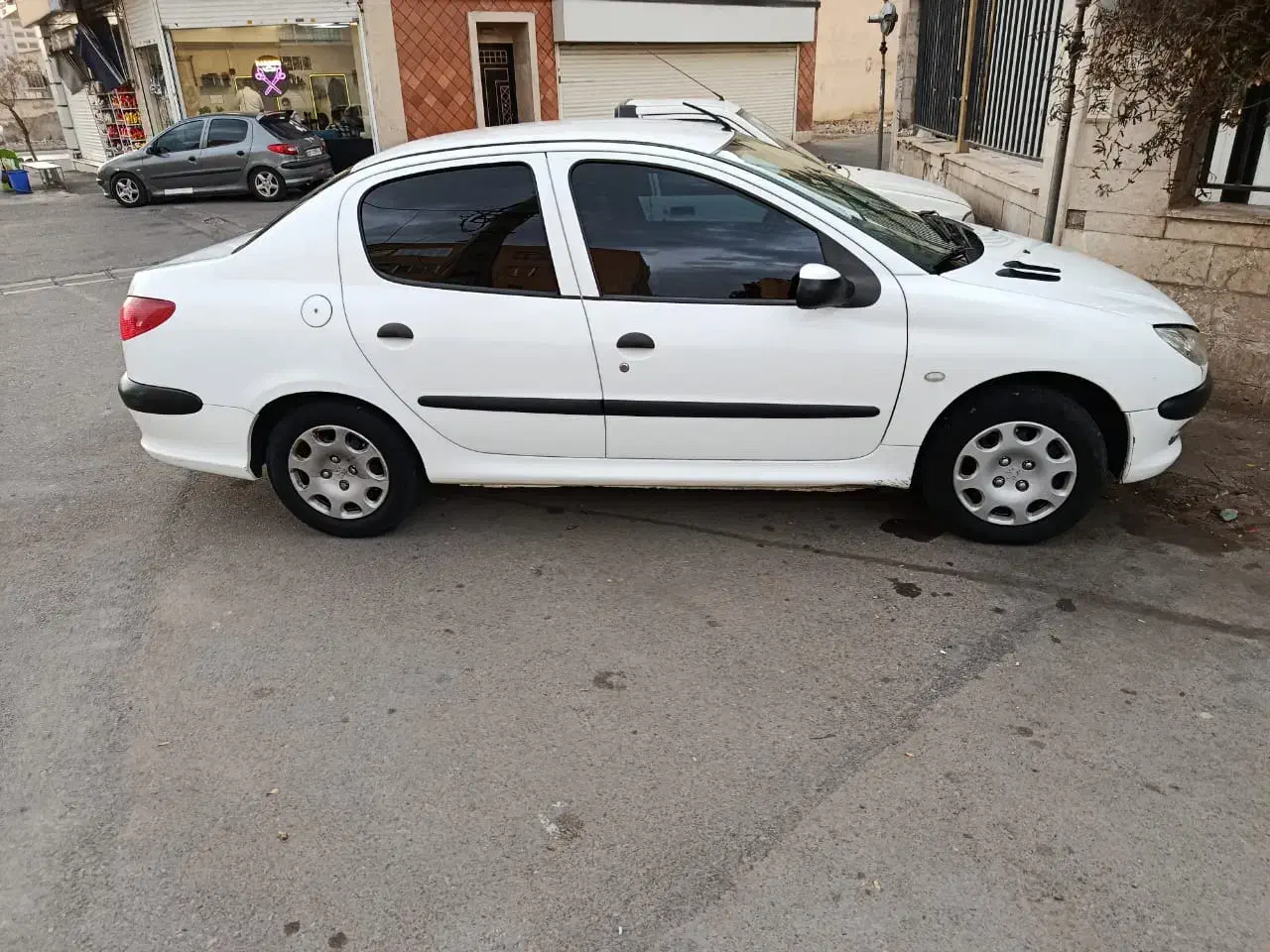 206 sd مدل ۹۸  tu5 v8|خودرو سواری و وانت|اندیشه, اندیشه فاز ۱|دیوار