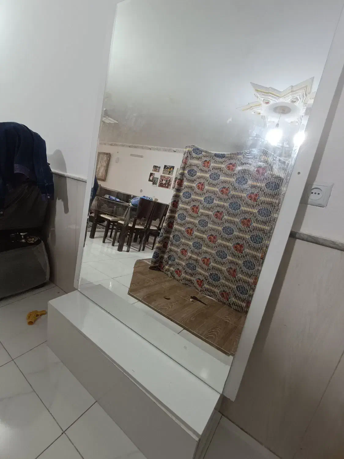 آینه قدی|آینه|نیشابور, فرح بخش|دیوار