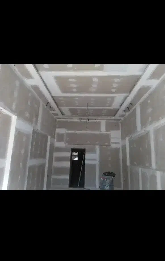 نقاش ماهر و نیمه ماهر|استخدام معماری، عمران و ساختمانی|مشهد, کوی دروی|دیوار