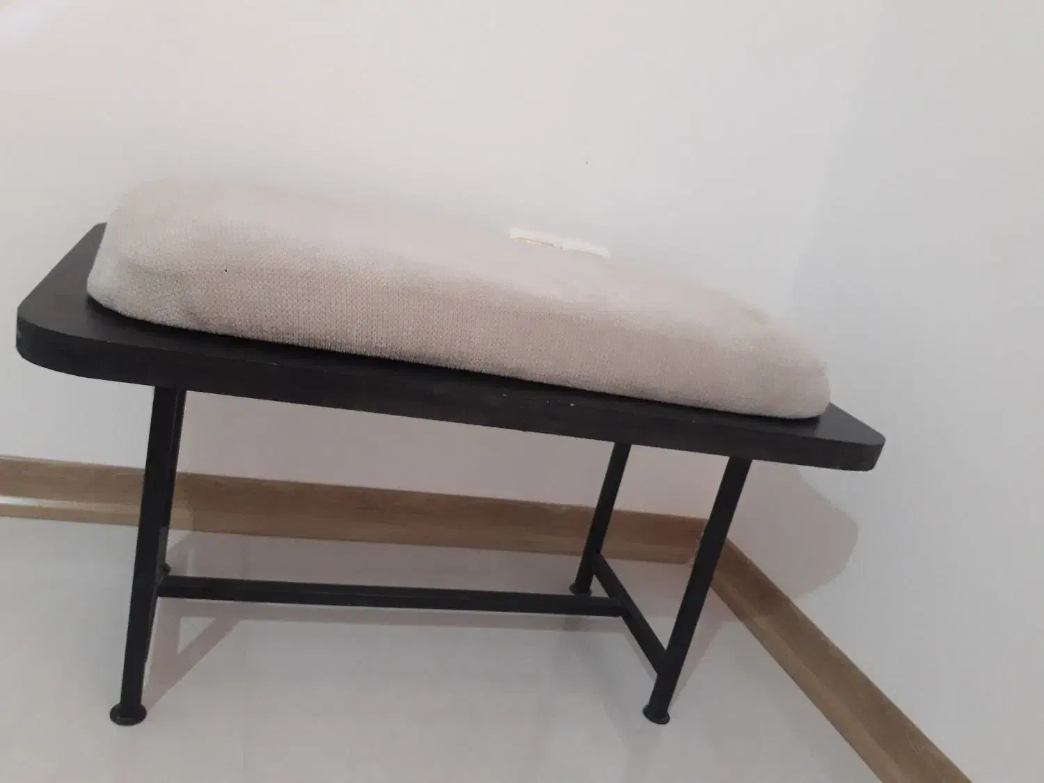 نیمکت|صندلی و نیمکت|قزوین, |دیوار