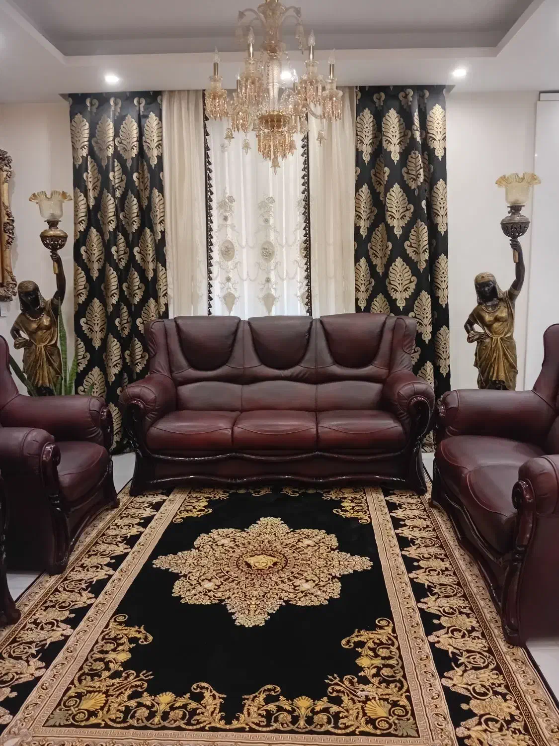 مبلمان ۷ نفره ساخت ایتالیا|مبلمان خانگی و میز عسلی|تهران, امیریه|دیوار