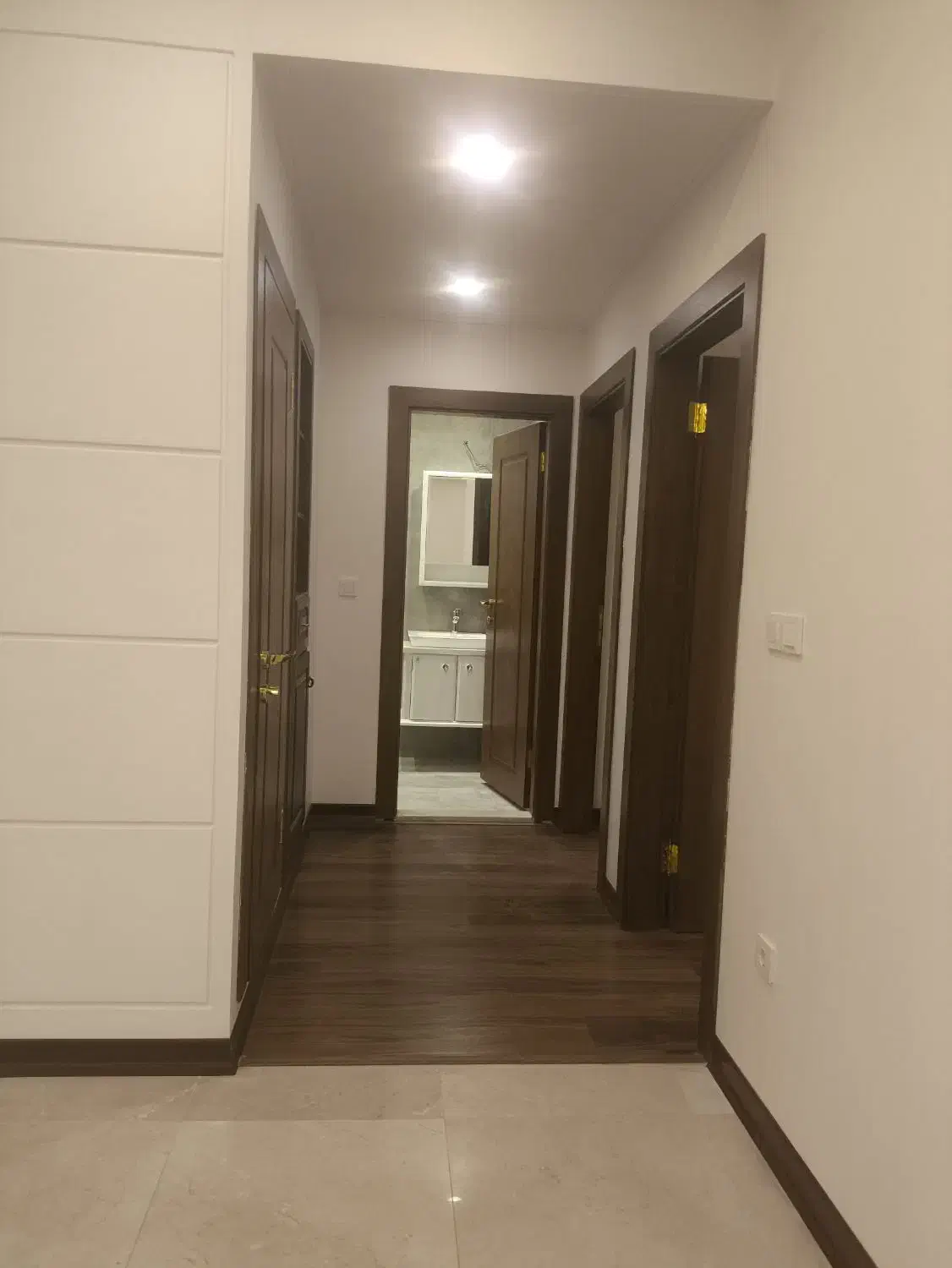 پاسداران/ بوستان ها / دو خواب/ 120متر