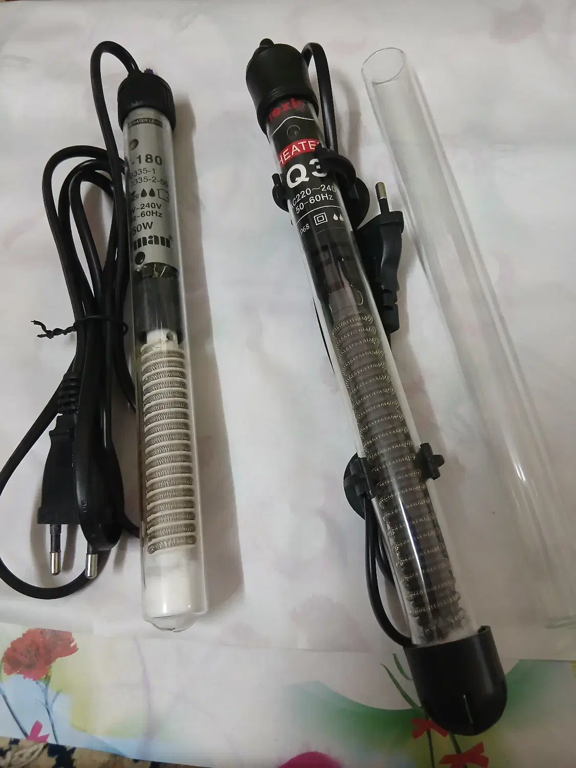 آکواریوم همراه با بخاری|ماهی|رشت, استقامت ۱|دیوار