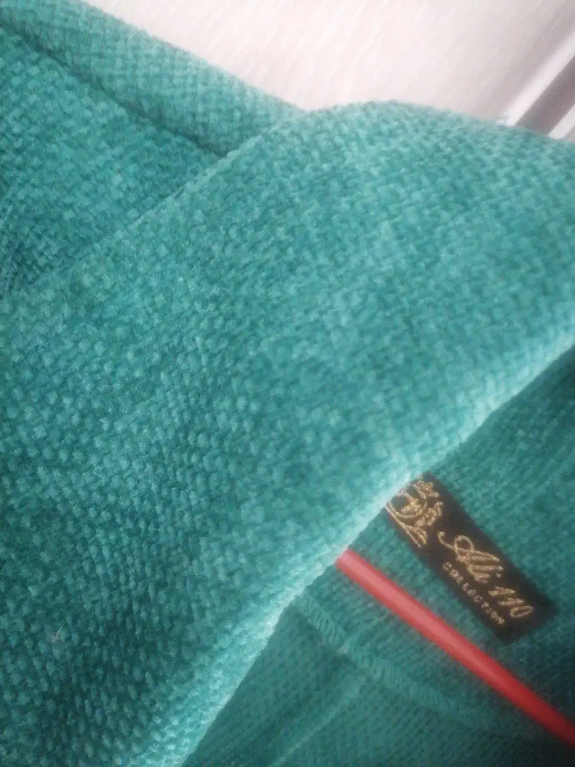 مانتوکبریتی|لباس|دهگلان, |دیوار