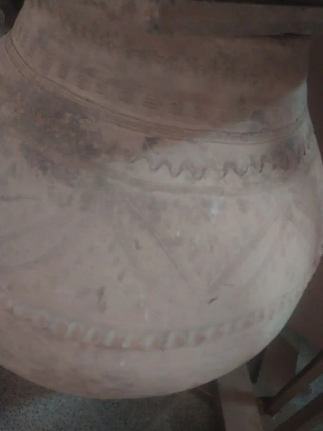 خمره ، تپو|کلکسیون اشیاء عتیقه|اشکذر, |دیوار