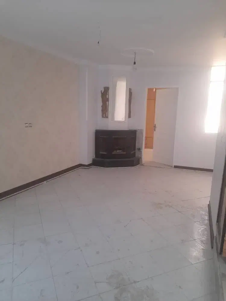 ۴۸ متر با پارکینگ  غیر مزاحم (قصرالدشت بهنود)