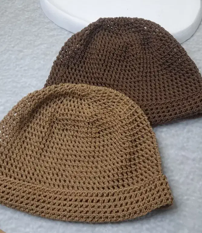 کلاه|لوازم خیاطی و بافتنی|رشت, هلال احمر|دیوار