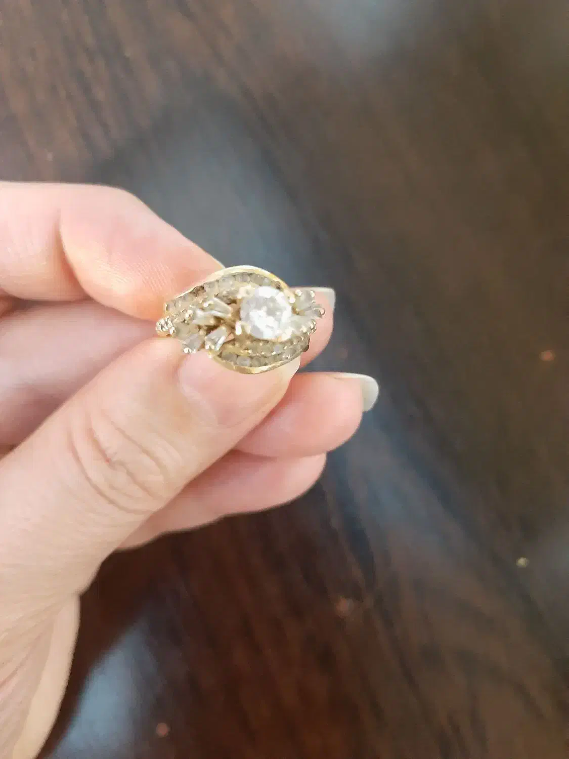 انگشتر طلا|جواهرات|بروجرد, |دیوار