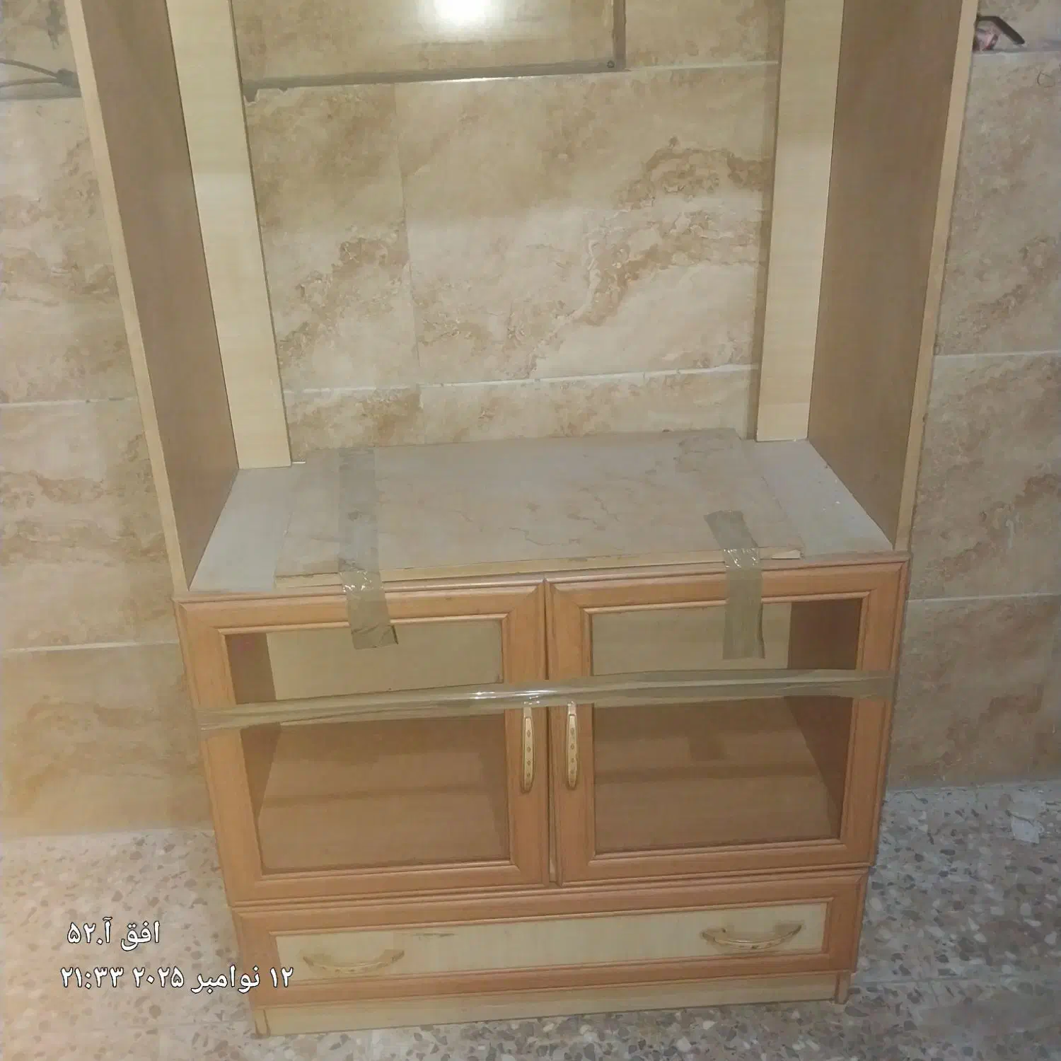 زیرتلویزن ام دی اف شیشیه رفلاکس|میز تلویزیون|شیراز, تلخ داش|دیوار