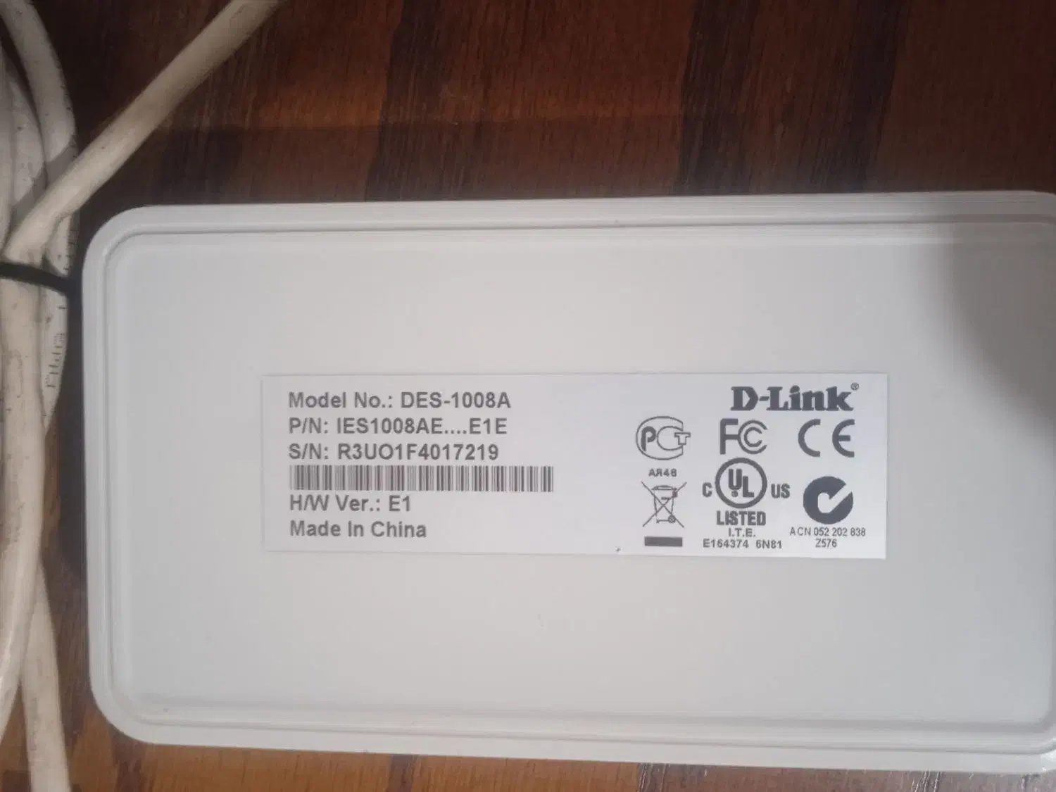 سویچ ۸پورت وکابل ۱۰متری لن|مودم و تجهیزات شبکه|تهران, ظفر|دیوار