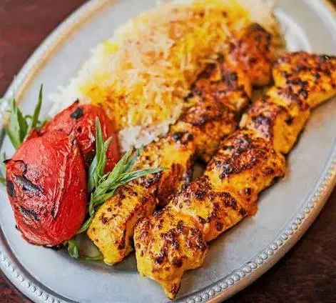 سفارش انواع غذا و کباب برای مجالس|خدمات پذیرایی، مراسم|رشت, سعدی (تختی)|دیوار