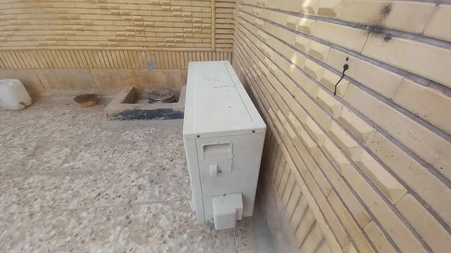 کولر|کولر گازی و فنکوئل|اوز, |دیوار