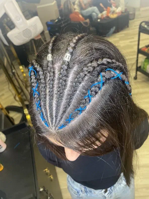 زیبایی مو|خدمات آرایشگری و زیبایی|رشت, منظریه|دیوار