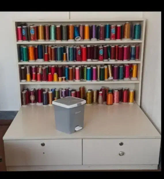 میز گلدوزی ام دی اف با جای دوکی|لوازم خیاطی و بافتنی|گنبد کاووس, |دیوار