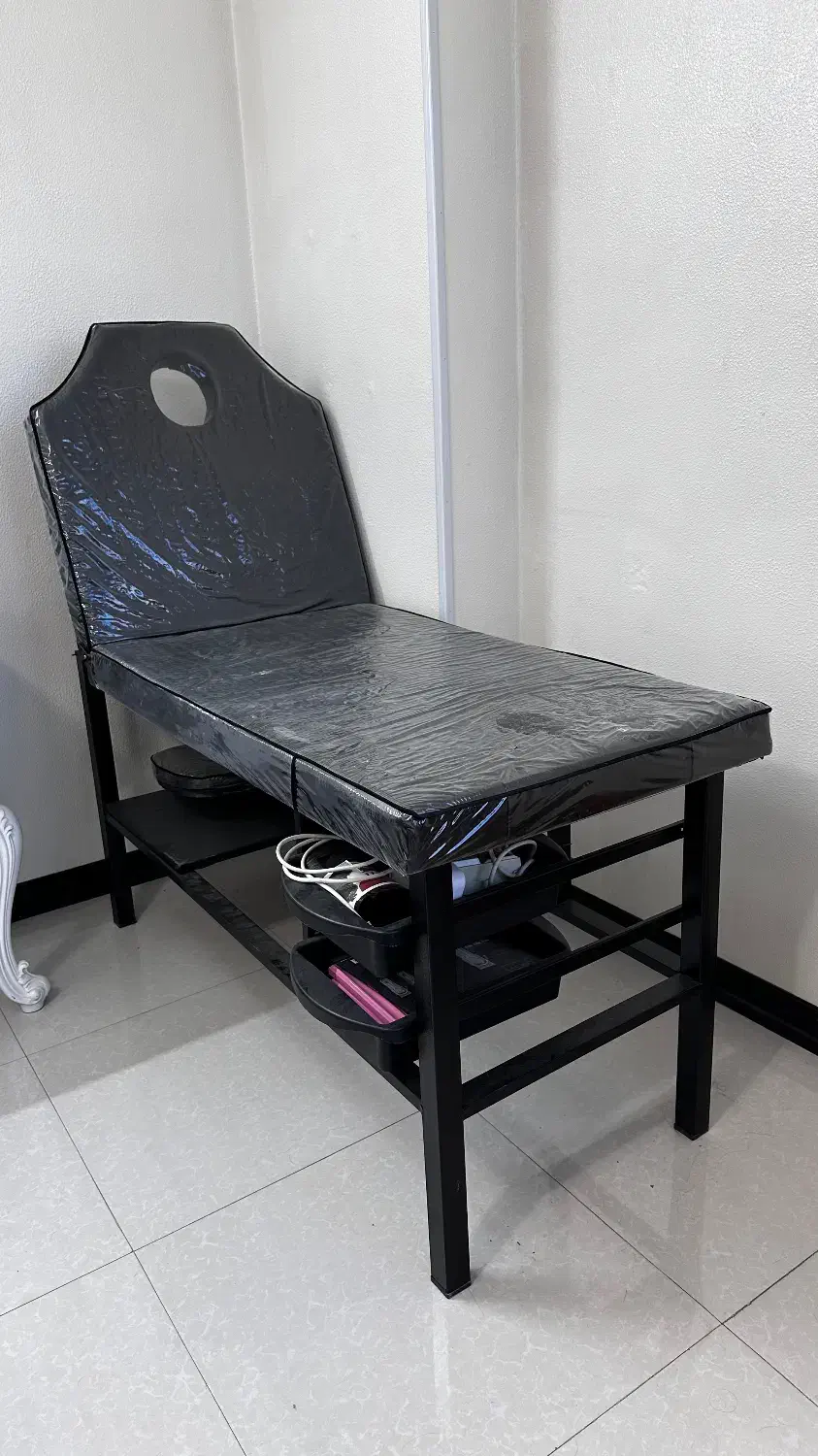 تخت ماساژ نو نو سه تومن|آرایشگاه و سالنهای زیبایی|شاهینشهر, خانه کارگر|دیوار