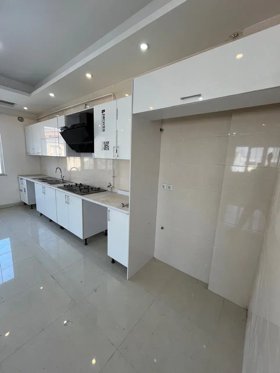 فروش کابینت وکمد دو مدل و گاز و هود و سینک لاهیجان|مصالح و تجهیزات ساختمان|لاهیجان, شهید آوینی|دیوار