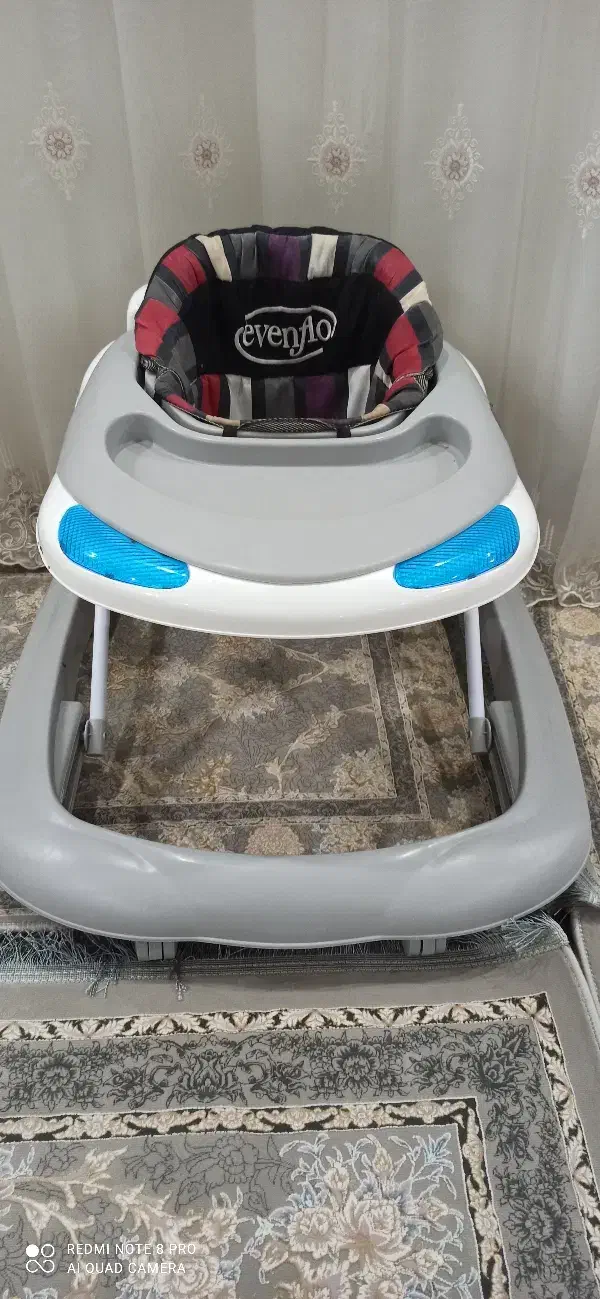 روروک|کالسکه و لوازم جانبی|کنگاور, |دیوار