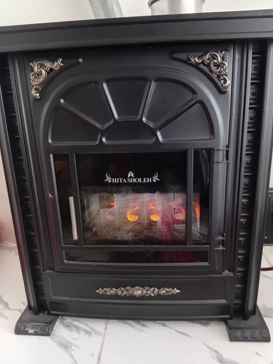 بخاری مشکی در حد نو|بخاری، هیتر، شومینه|مشهد, شهید شهریاری|دیوار