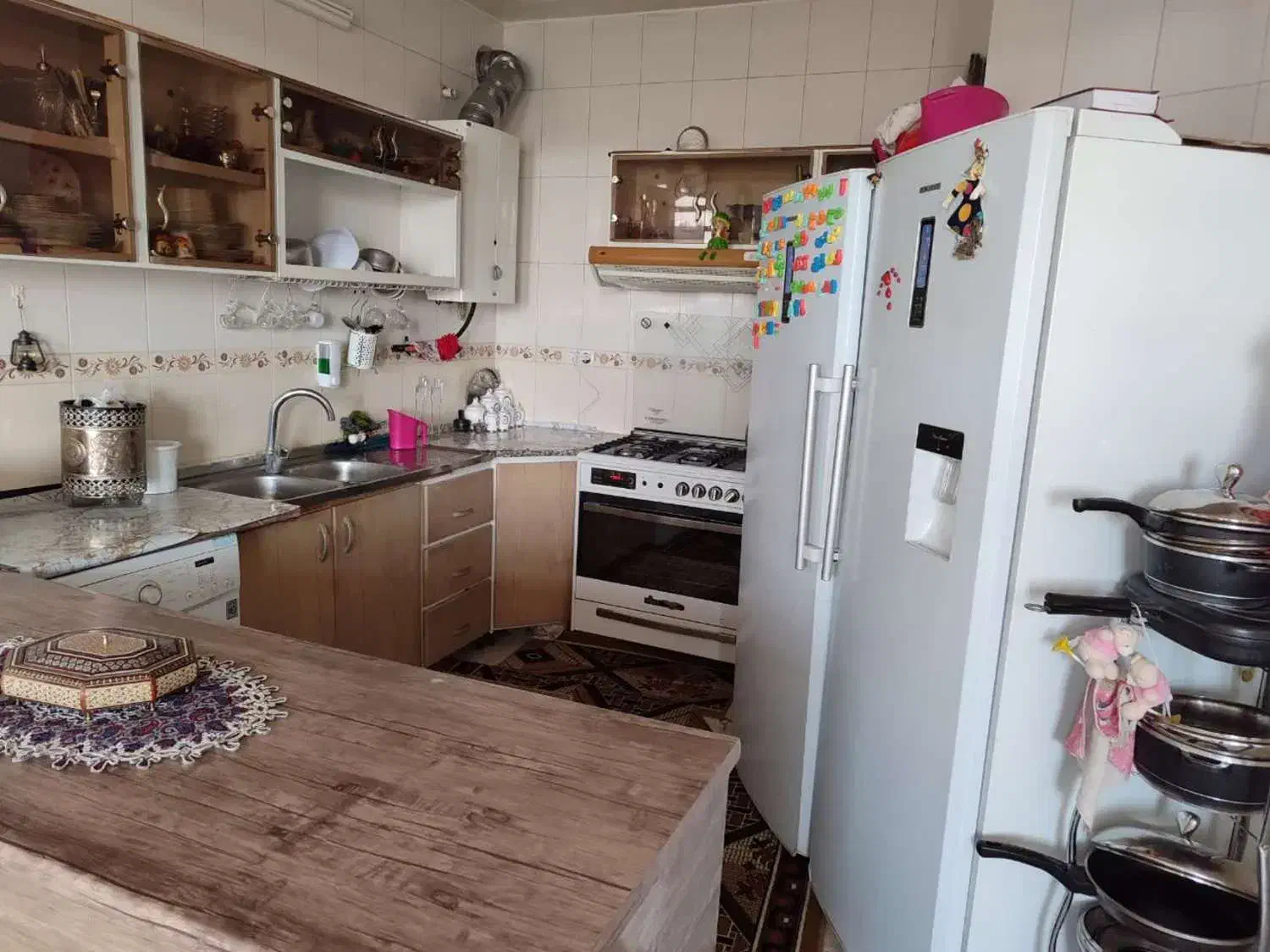 آپارتمان خوش جا|فروش آپارتمان|تیران, |دیوار