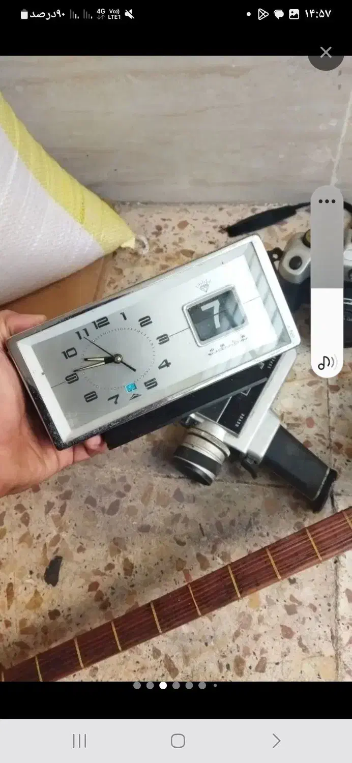 اتیقا ۶۰ساله ساعت تقویم دار دوربین با کیتار قدیمی|کلکسیون اشیاء عتیقه|لشت نشا, |دیوار