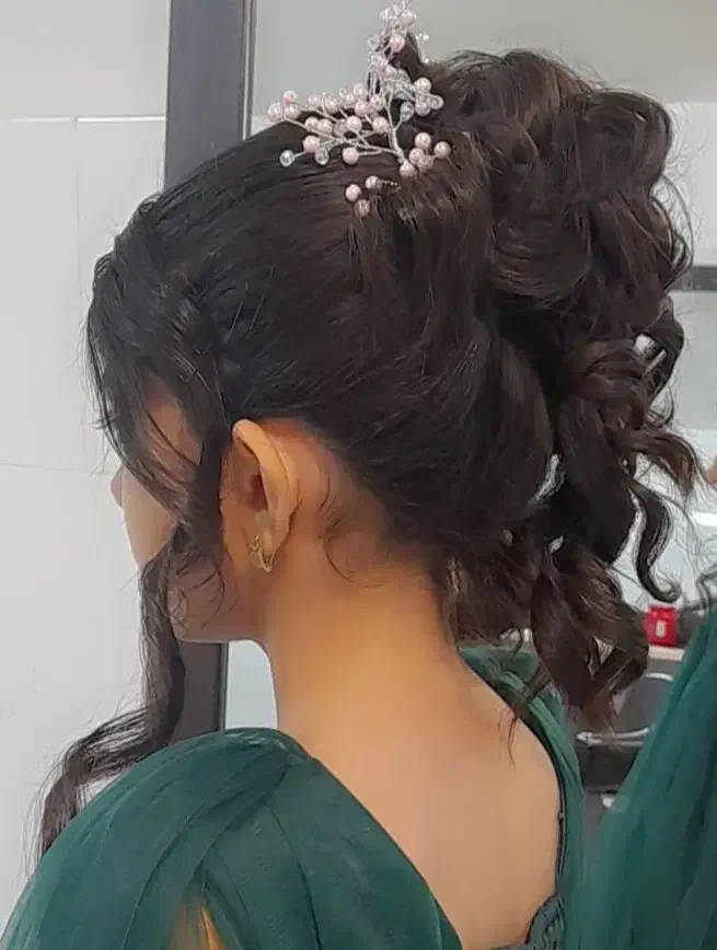 اصلاح فقط ۴۰سالن هنگامه|خدمات آرایشگری و زیبایی|زنجان, |دیوار