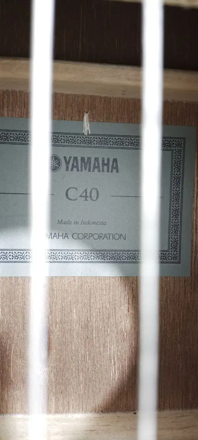 گیتار یاماها c40 اصل اندونزی.|گیتار، بیس، امپلیفایر|کرمانشاه, |دیوار
