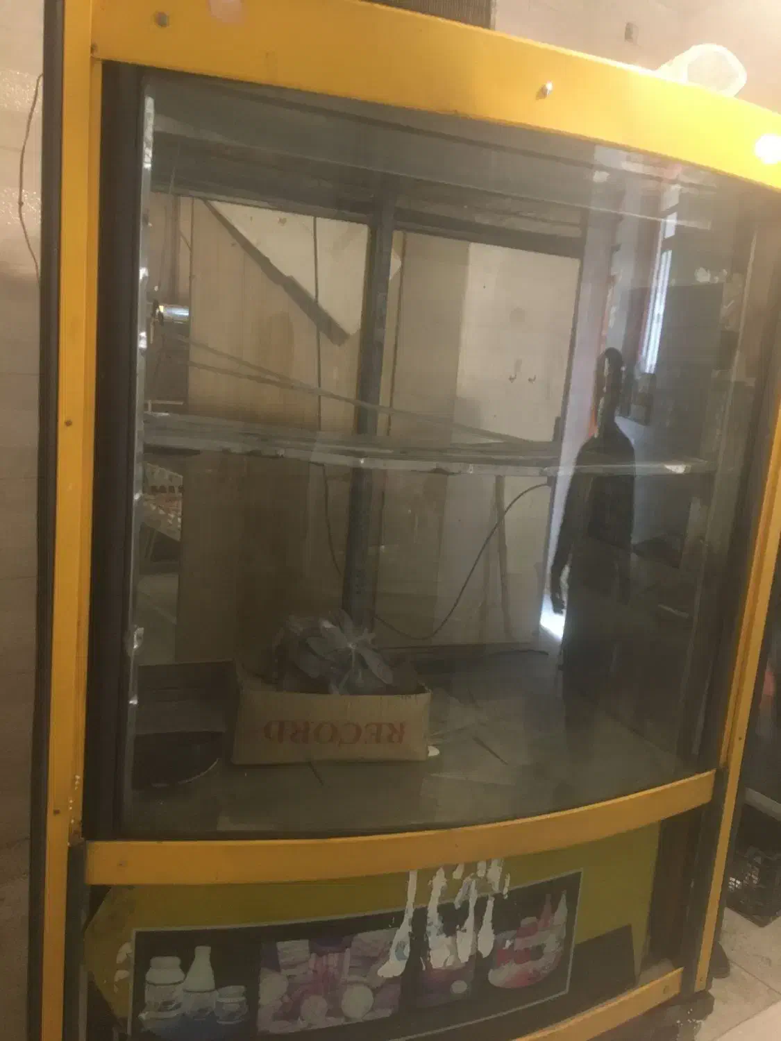 یخچال فریزر ویترینی|فروشگاه و مغازه|شیراز, قلات|دیوار