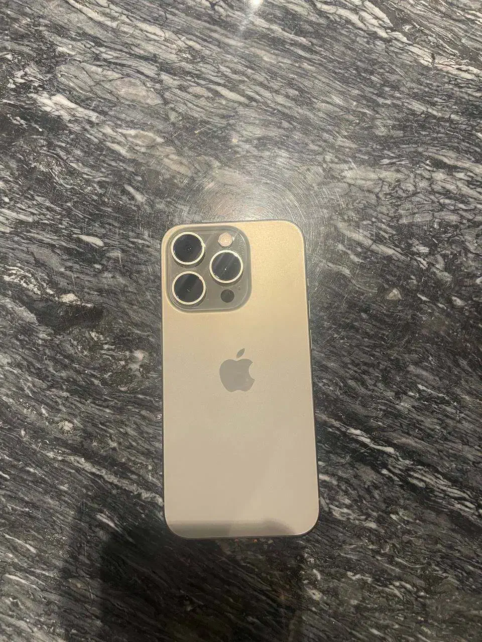 آیفون۱۵پرو|موبایل|بندر انزلی, امامزاده|دیوار