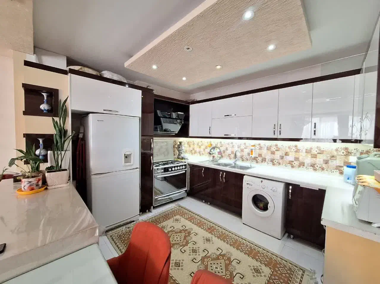 رهن آپارتمان ۸۵ متر/ ۲ خواب فول امکانات|اجارهٔ آپارتمان|اصفهان, جاوان|دیوار