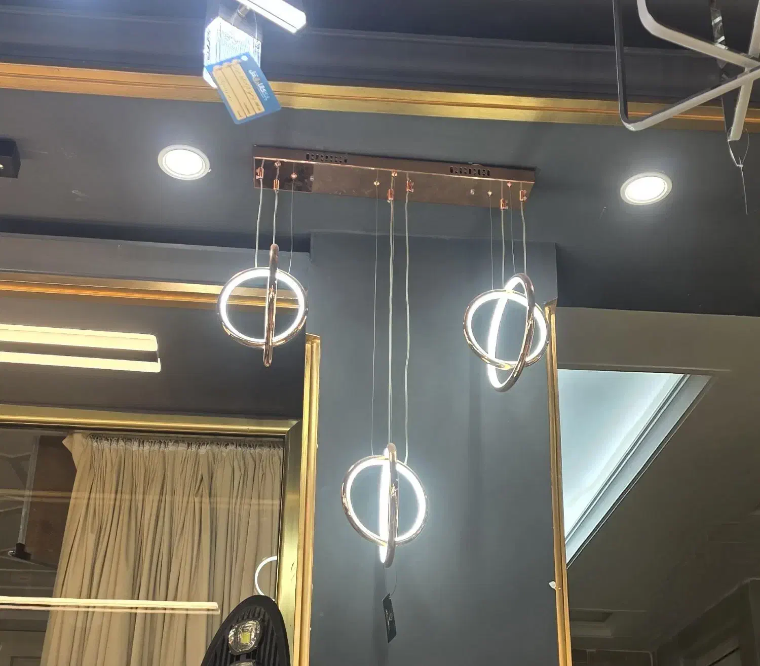 لوستر مدرن دایره|لوستر و چراغ آویز|قم, کلهری|دیوار