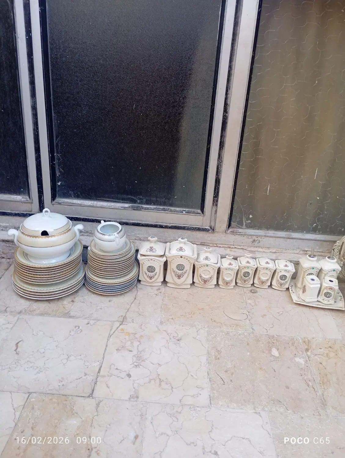 پاسماوری|ظروف نگهدارنده، پلاستیکی، یک‌بارمصرف|قم, شهر قائم|دیوار