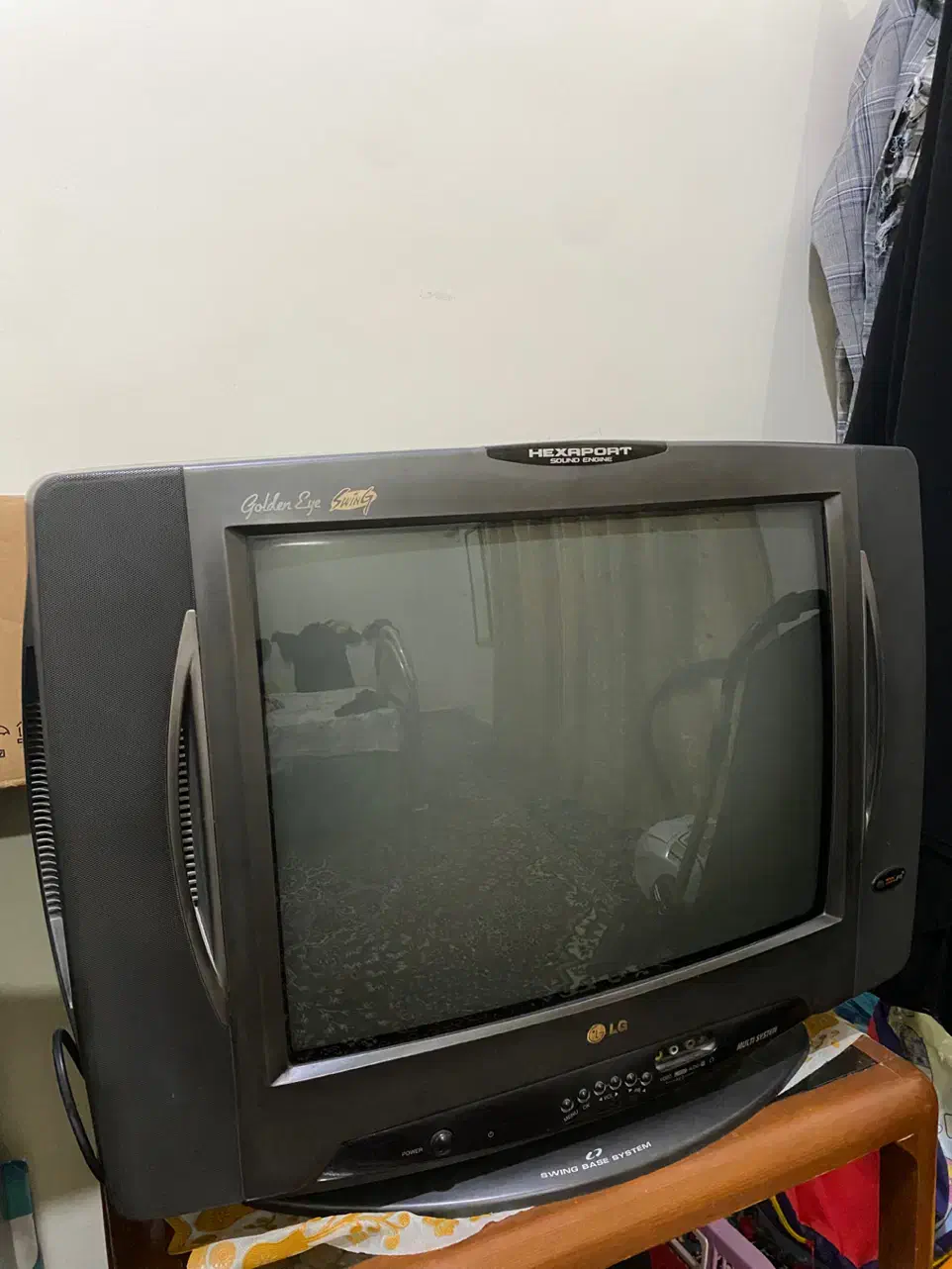 تلویزیون ۲۱ و ۱۴ اینچ ال جی کره ای اصلی|تلویزیون و پروژکتور|رامهرمز, |دیوار