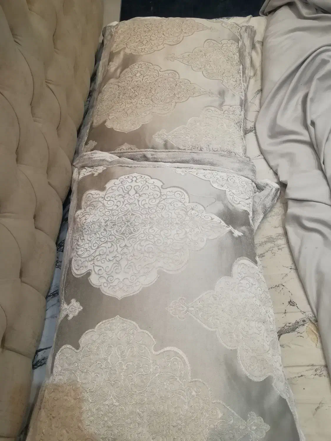 روتختی روبالشتی ترک دونفره|سرویس روتختی|رشت, نیکمرام|دیوار