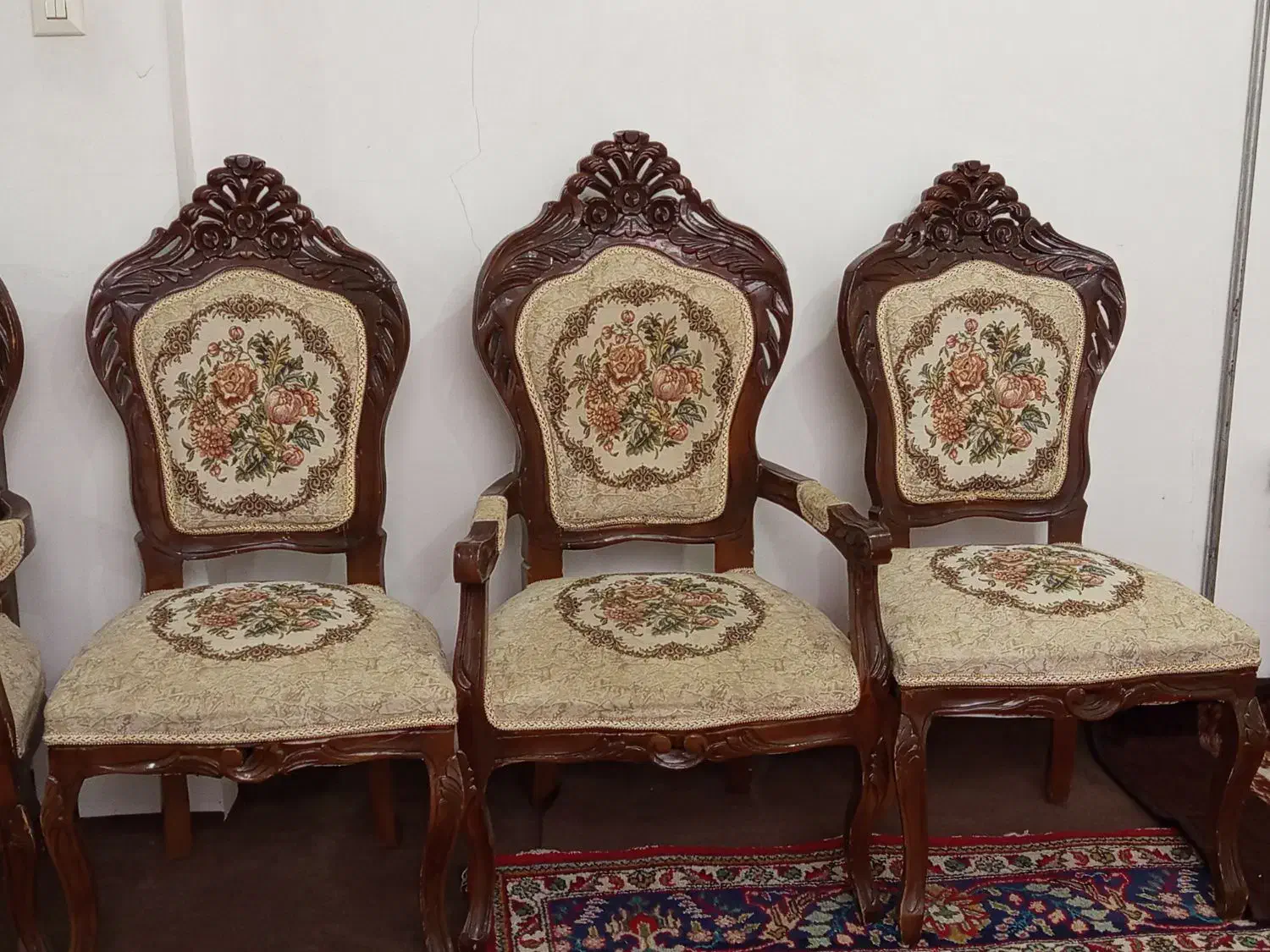 مبل سلطنتی|مبلمان خانگی و میز عسلی|سلماس, |دیوار