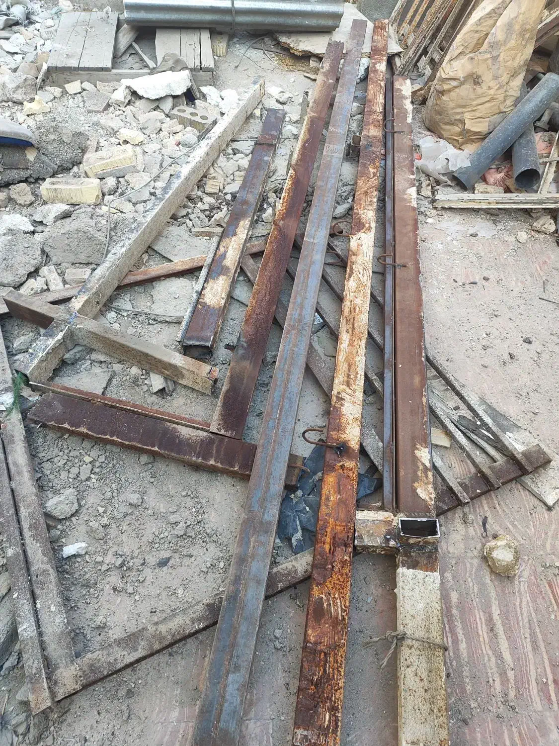 قوطی.آهن|مصالح و تجهیزات ساختمان|شیراز, شاهجیان|دیوار