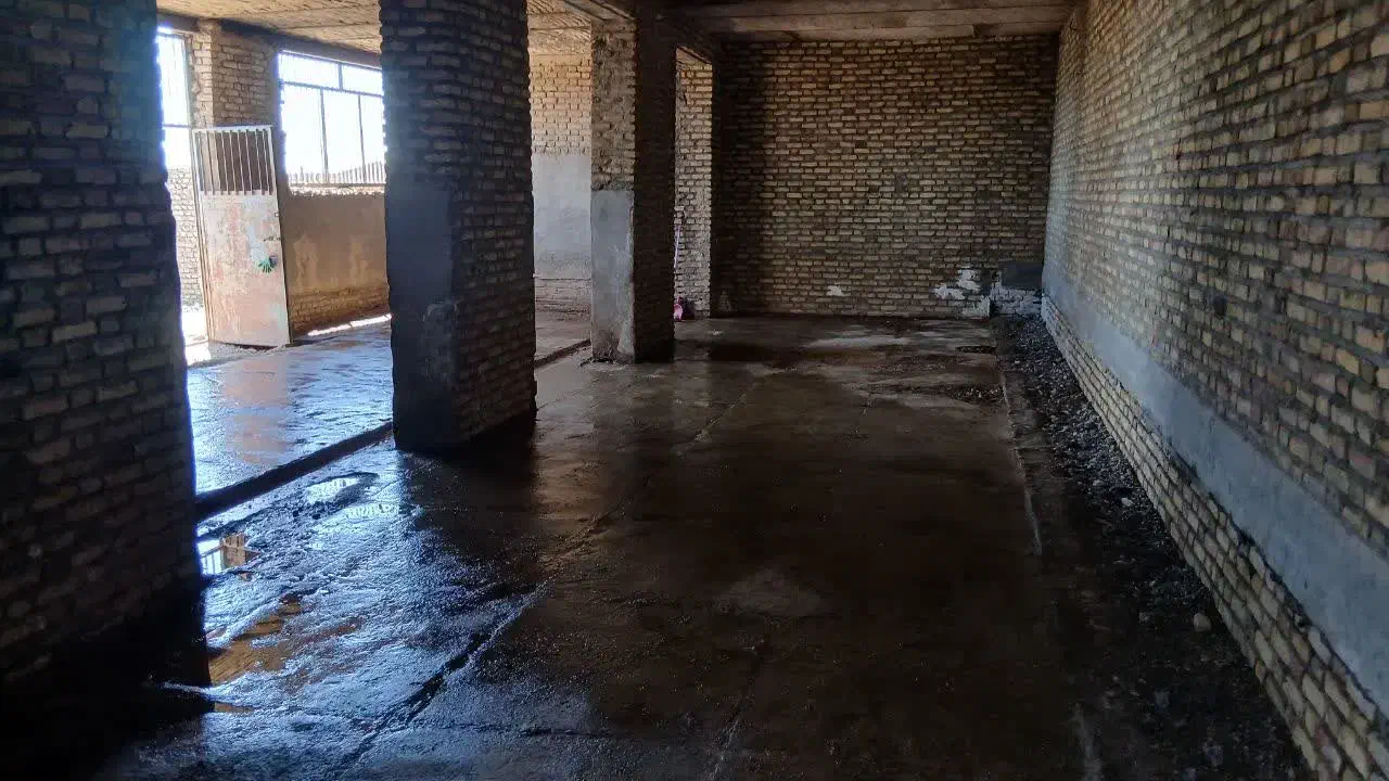 ۴۰۰ متر سالن فروشی بیرون شهر|فروش دفتر صنعتی، کشاورزی، تجاری|سبزوار, قصبه غربی|دیوار