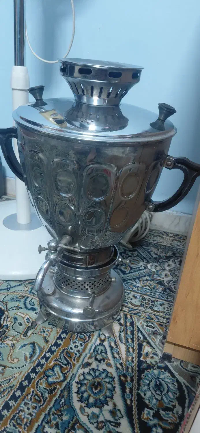 سماور نفتی عتیقه سالم|کلکسیون اشیاء عتیقه|کرمان, |دیوار