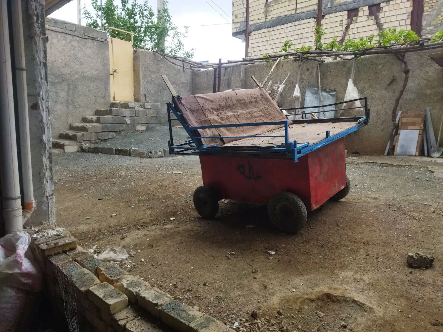 چرخ میوه بزرگ|فروشگاه و مغازه|کامیاران, |دیوار