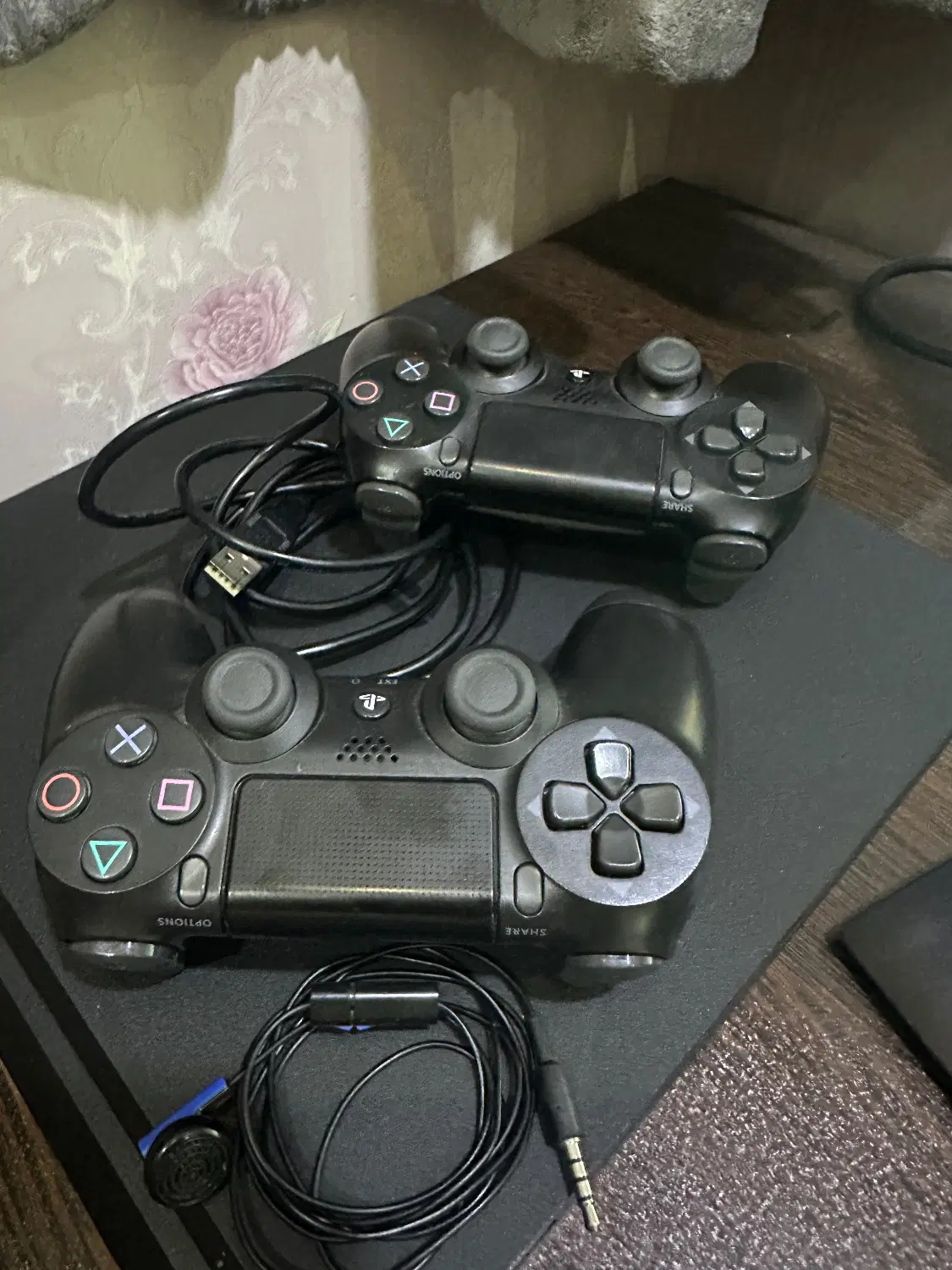 Ps4 1T|کنسول، بازی ویدئویی و آنلاین|کاشان, شهرک امیرالمومنین|دیوار