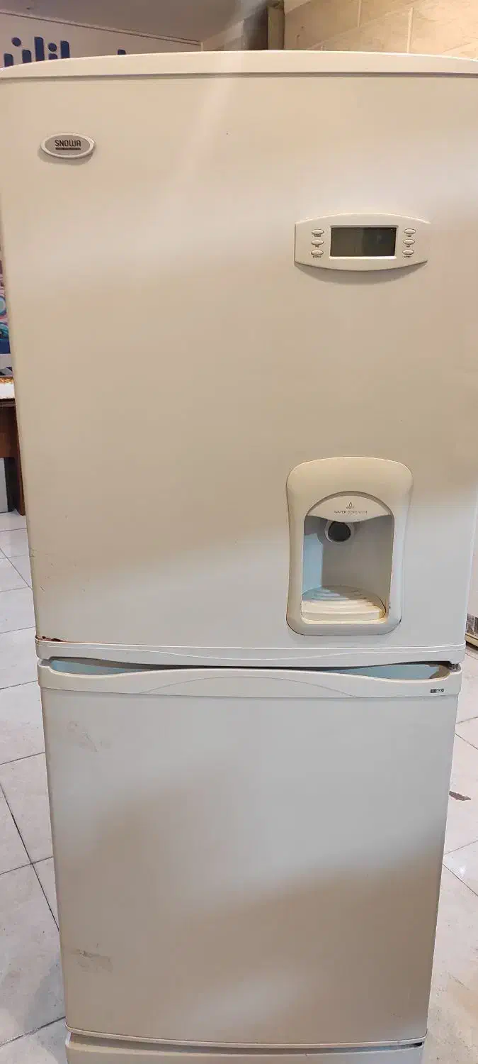یخچال فریزر اسنوا سالم بسیار جا دار وسالم|یخچال و فریزر|پاکدشت, پاکدشت (مامازند)|دیوار