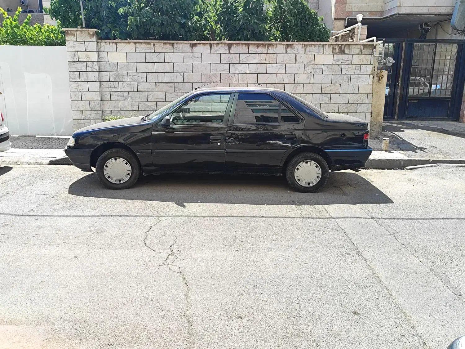 پژو 405 مدل 82|خودرو سواری و وانت|نظرآباد, شهرک فرهنگیان|دیوار