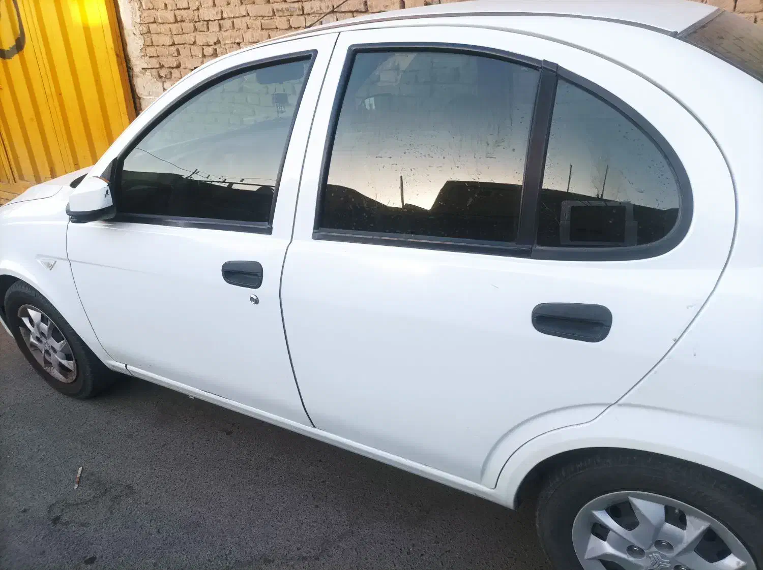 ساینا مدل 99|خودرو سواری و وانت|کاشان, کارگر|دیوار