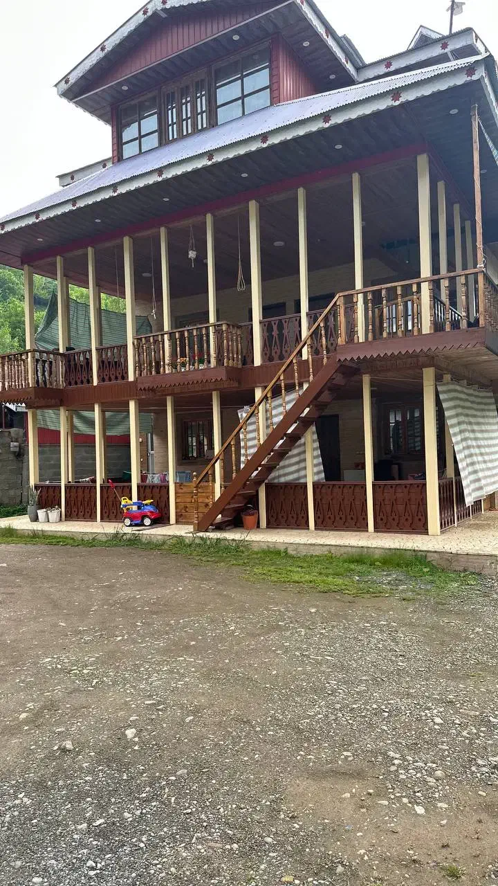 خونه تلار دار بومگردی جاده سیاهمزگی *behnamvilla *|فروش خانه و ویلا|احمدسرگوراب, |دیوار