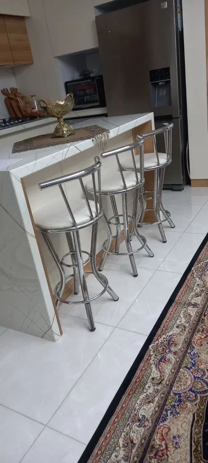 صندلی سه تایی|صندلی و نیمکت|لنگرود, |دیوار