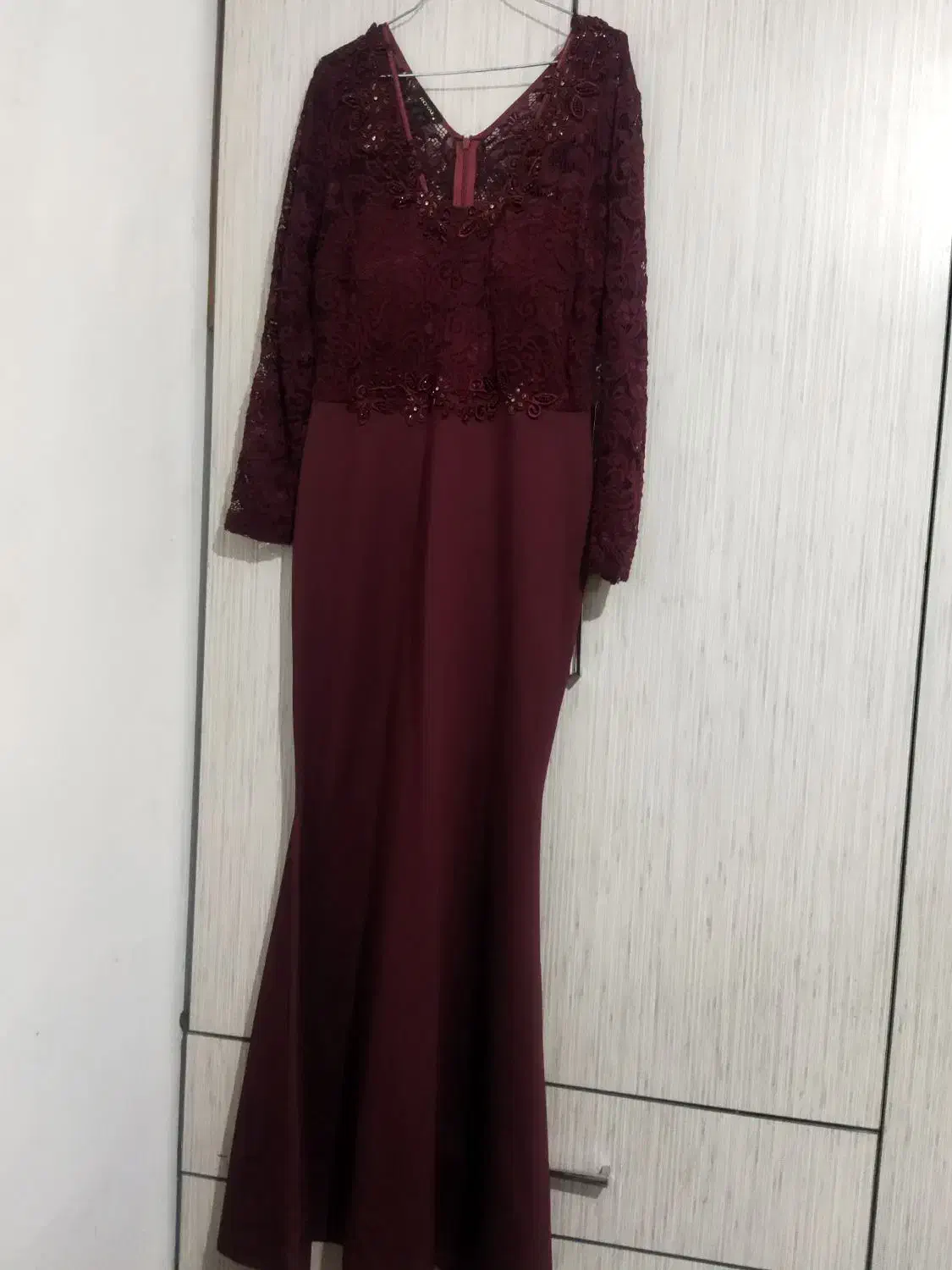 لباس مجلسی زنانه|لباس|لاهیجان, لیالستان|دیوار