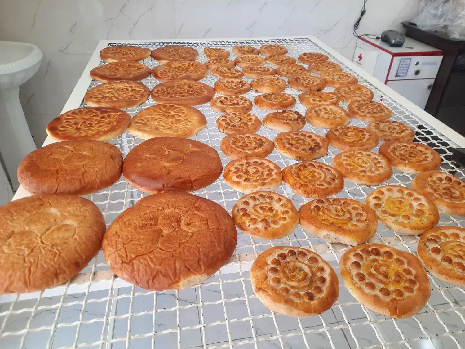 درمان و پیشگیری|خوردنی و آشامیدنی|هشتگرد, شهرک بعثت|دیوار