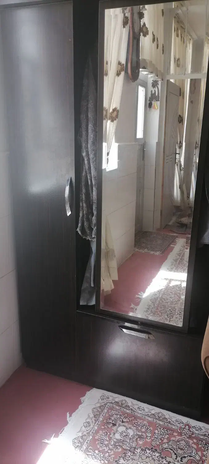 جاکفشی با آیینه قدی|جاکفشی، کمد، دراور|یزد, |دیوار