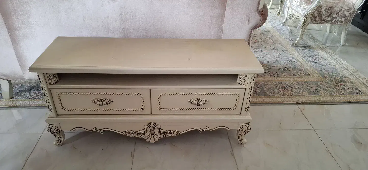 ۲عدد میزتلوزیون درحد نو به فروش می رسد|مبلمان خانگی و میز عسلی|کومله, |دیوار