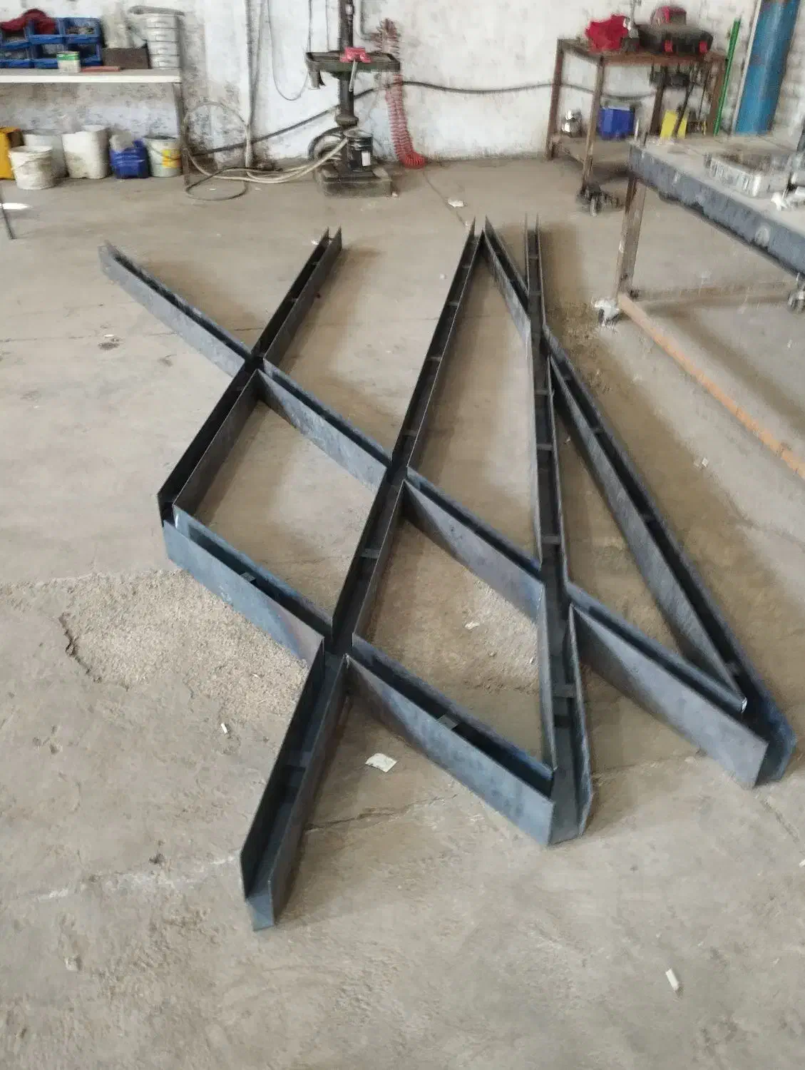 استخدام آهنگر و کارگر جوش کار سیار|استخدام صنعتی، فنی، مهندسی|پاکدشت, خاتون آباد|دیوار